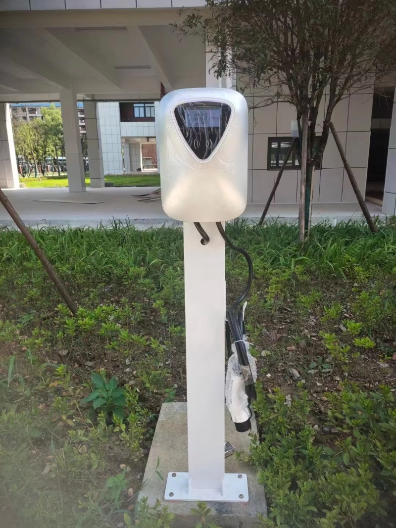 شاحن بطارية متنقل للسيارات الك - مراجعة Ev Charger وسعره